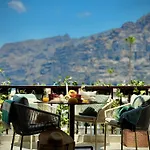 Yoso Tenerife Acantilado de los Gigantes